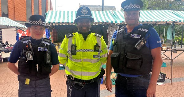 Notts Police Officers engage with community during town centre visit ...