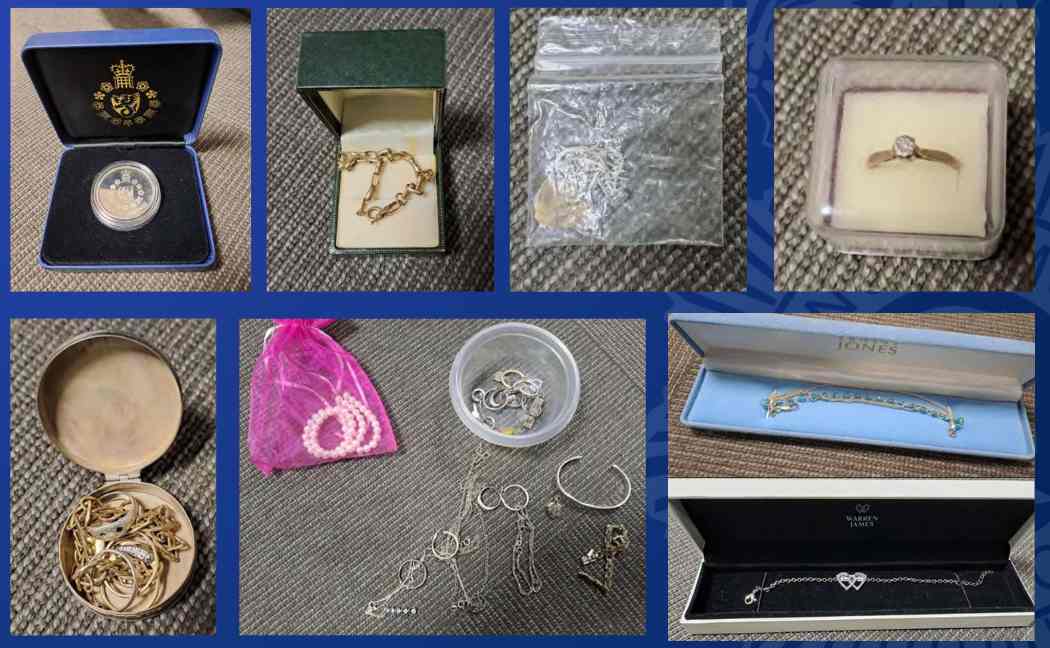Multiple pieces of jewellery