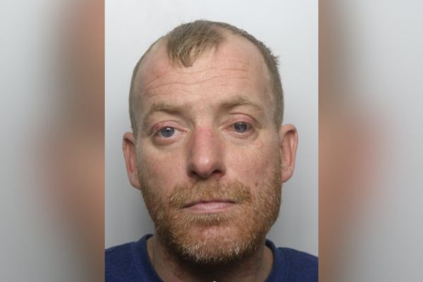 Nottingham city crime: Police release images of nine most wanted suspects Lee Wright (2).jpg