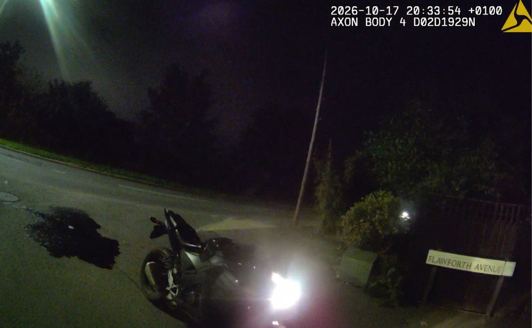 Mtb Start Ramp Pair arrested after stolen bike crash | Nottinghamshire Police