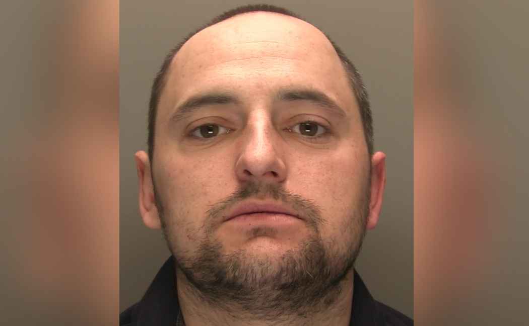 Complete Symbol Powerpoint Wanted burglar chased down and jailed after nine-day crime spree ...